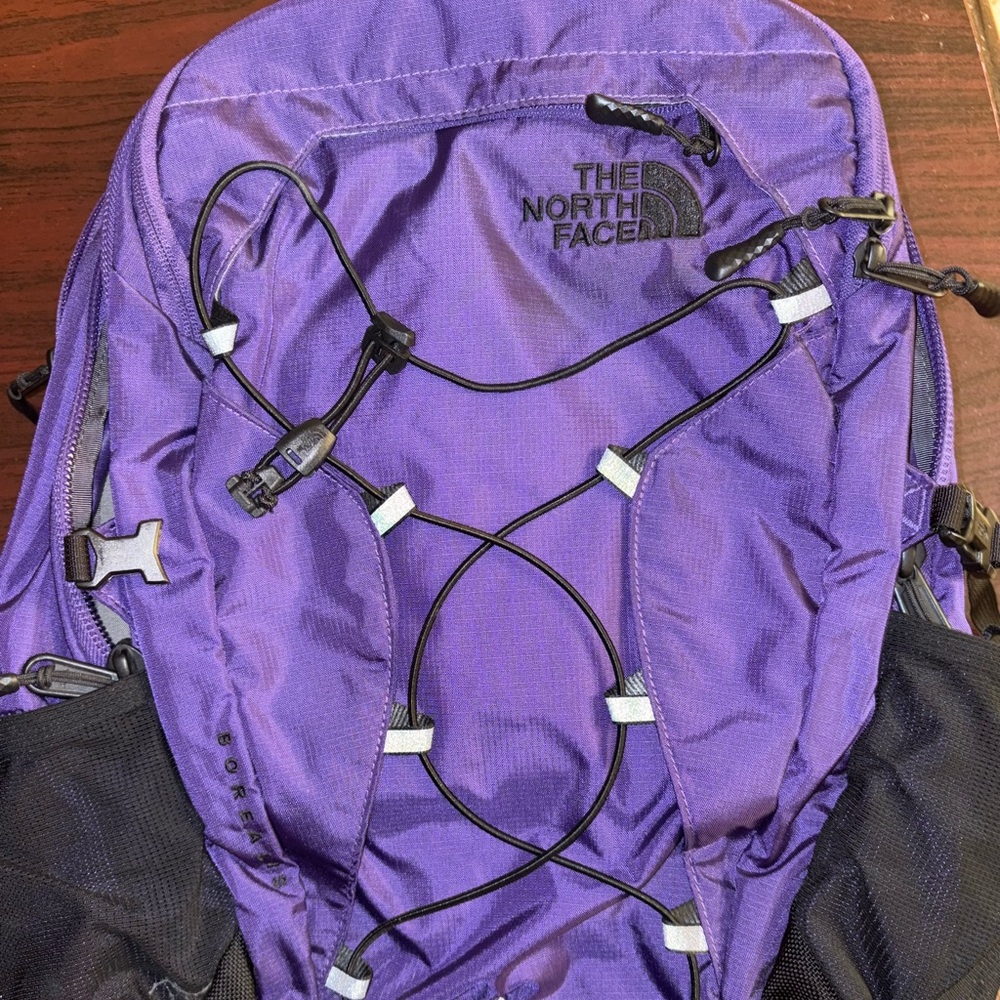 North Face Borealis hiking Backpack w/ laptop sleeve
